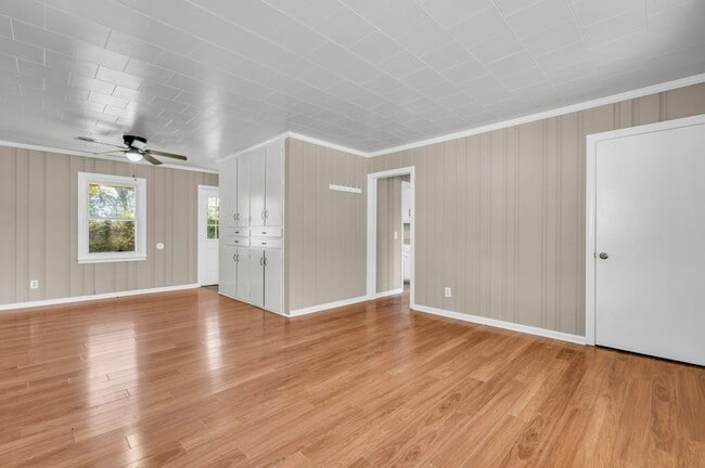 Photo - 266 McHall Dr