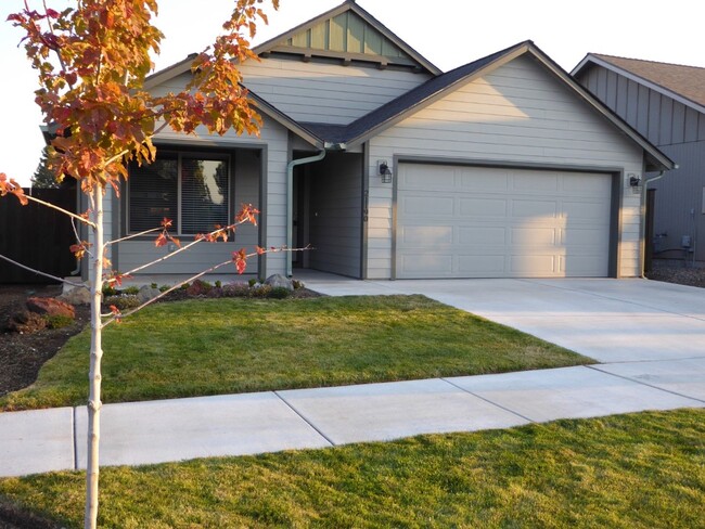 Building Photo - 21190 Capella Pl