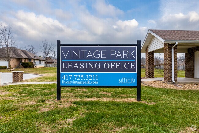 Photo - Vintage Park
