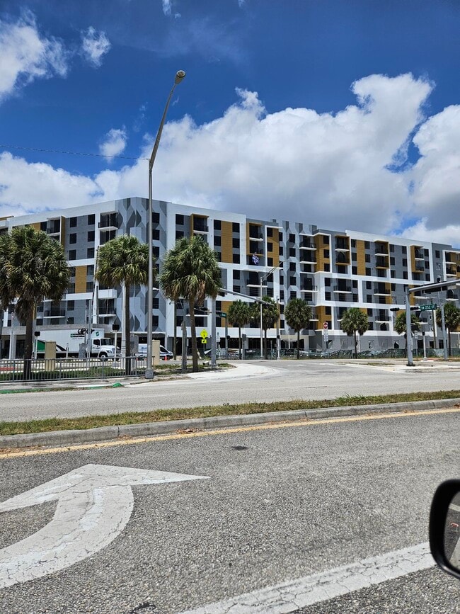 Building Photo - Princeton Crossings Rental