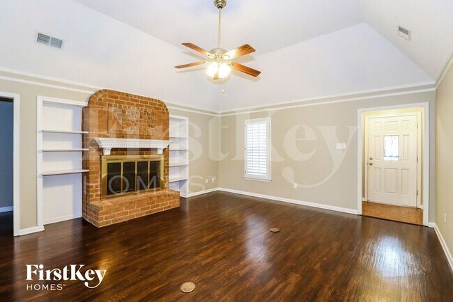 Photo - 1330 Fox Trace Dr