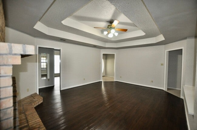 Photo - 103 Kenshire Ct
