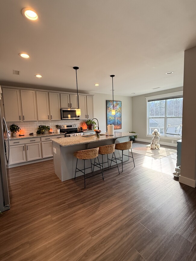 Photo - 1112 Blueview Dr