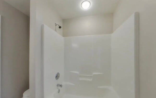 Photo - 3 Bedroom Residence Perfect for Family Living