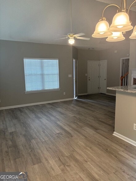 Photo - 565 N Fairfield Dr