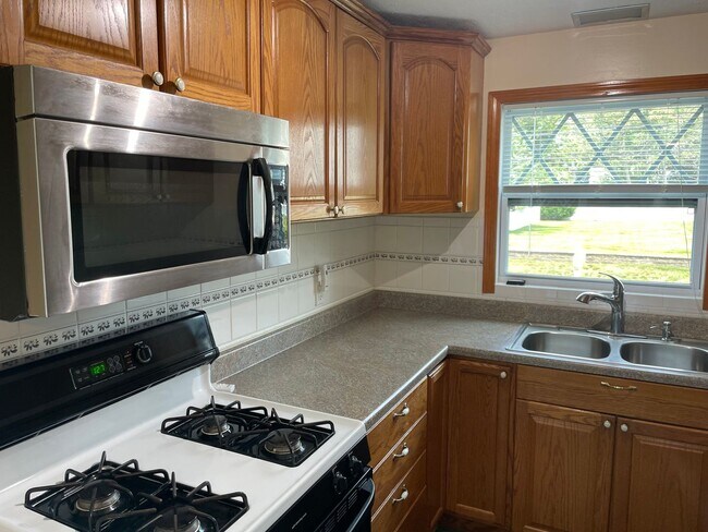 Photo - Single Family Home For Rent in North Kingstown!