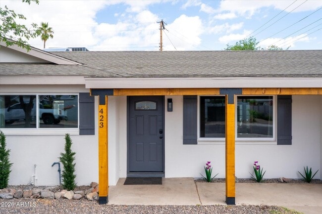 Photo - 423 N 73rd Pl