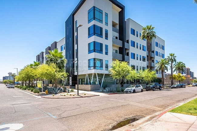 Building Photo - 1130 N 2nd St Unit Apartment 205