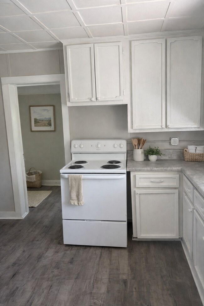 Photo - 3775 Grand Ave