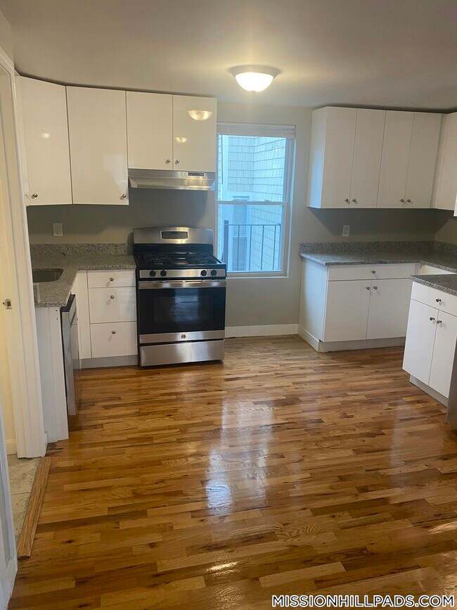 Photo - 38 Forest St Unit 2