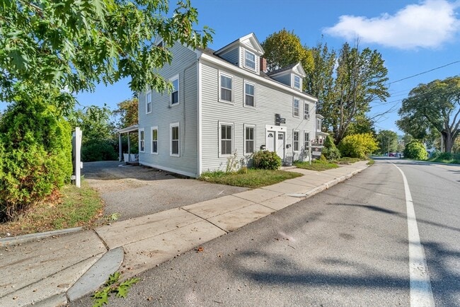 Building Photo - 303 S Main St Unit 0