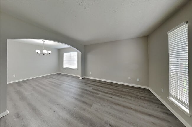 Photo - 16322 Jast Dr