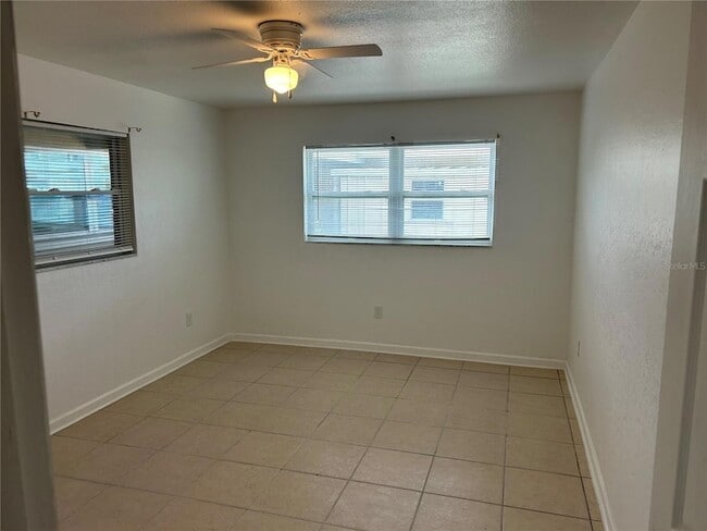 365 Capri Blvd