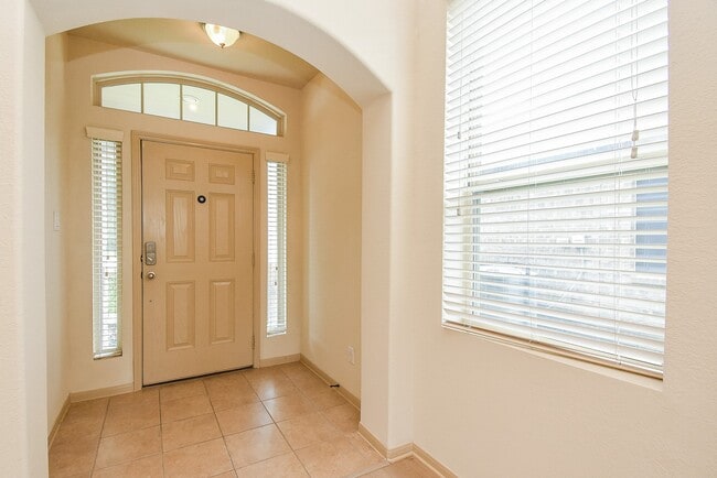 Photo - 2106 Harmon Crest Ct