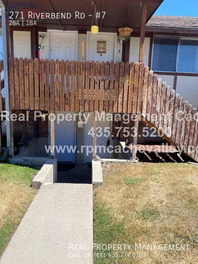 Building Photo - 271 Riverbend Rd Unit #7
