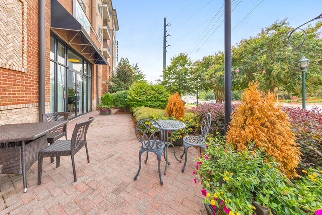 Photo - 901 Abernathy Rd NE Unit 1190