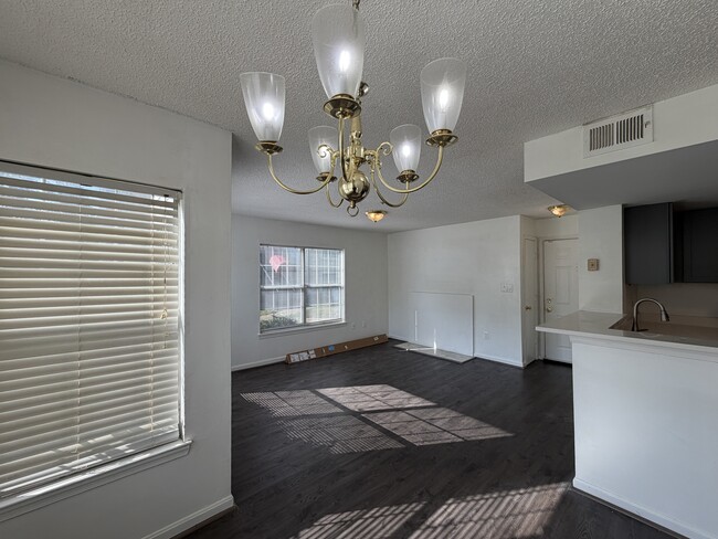 Photo - 10401 Beacon Ridge Dr Unit 101