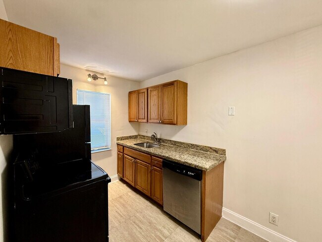 Photo - 607 NE 29th Dr Unit 22