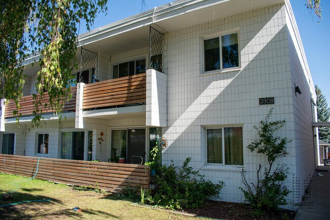 Photo - Mainstreet Altadore