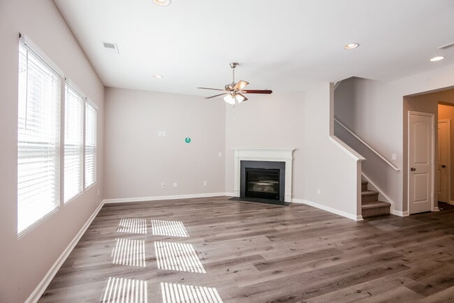 Photo - 6500 Bluegill Rd