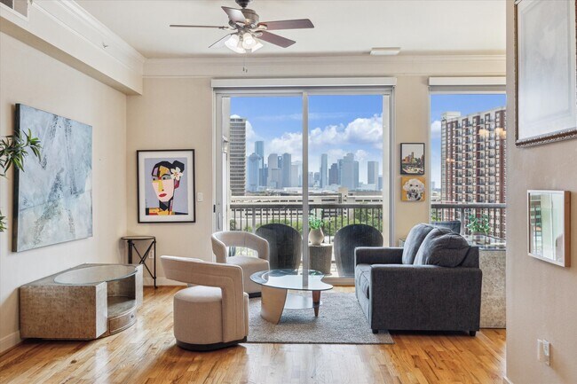 Building Photo - 3333 Allen Pkwy Unit 1004 Rental