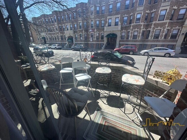 Photo - 194 Kelton St Unit 194 Kelton #1
