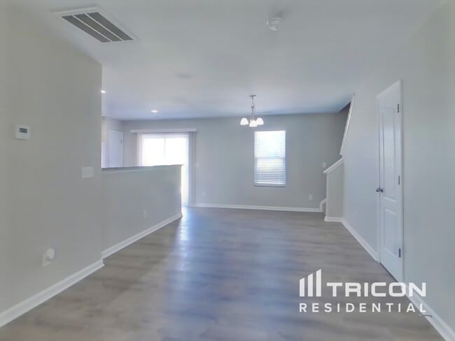 Photo - 1909 Boulder Ct