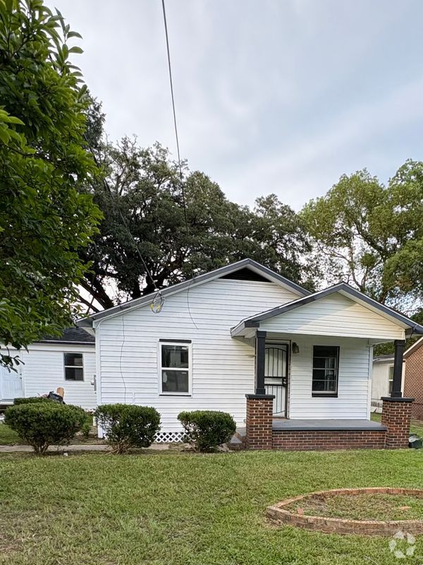 Building Photo - 3810 Weco St Rental