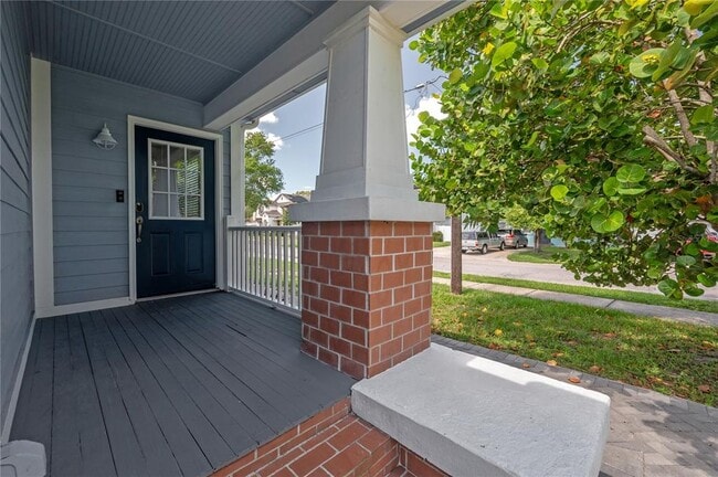 Photo - 2714 W Fig St