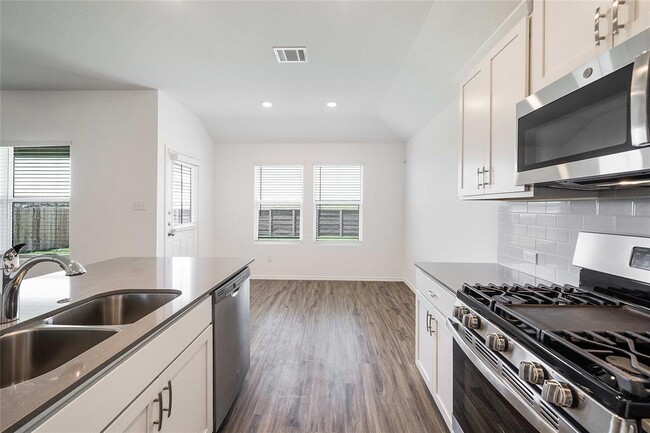 Photo - 102 Sebring Cir