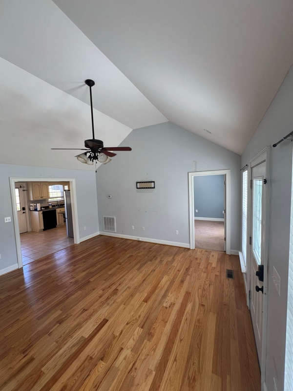 Photo - 2029 Armstrong Loop