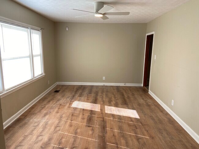 Living Room 2 of 2 - 3943 Austin Dr