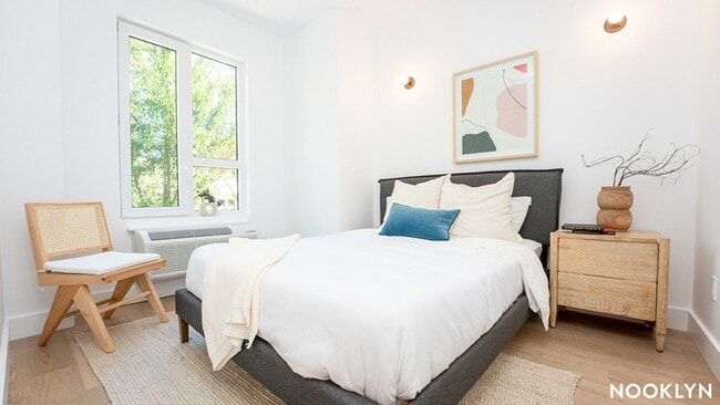 Photo - 1042 President St Unit 5f