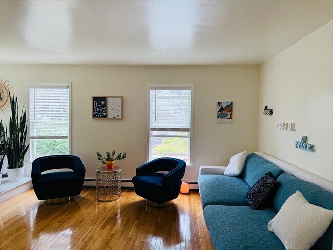 Photo - 43 Fairlane Rd