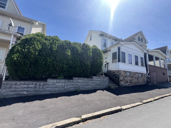 Photo - 711 2nd Ave House