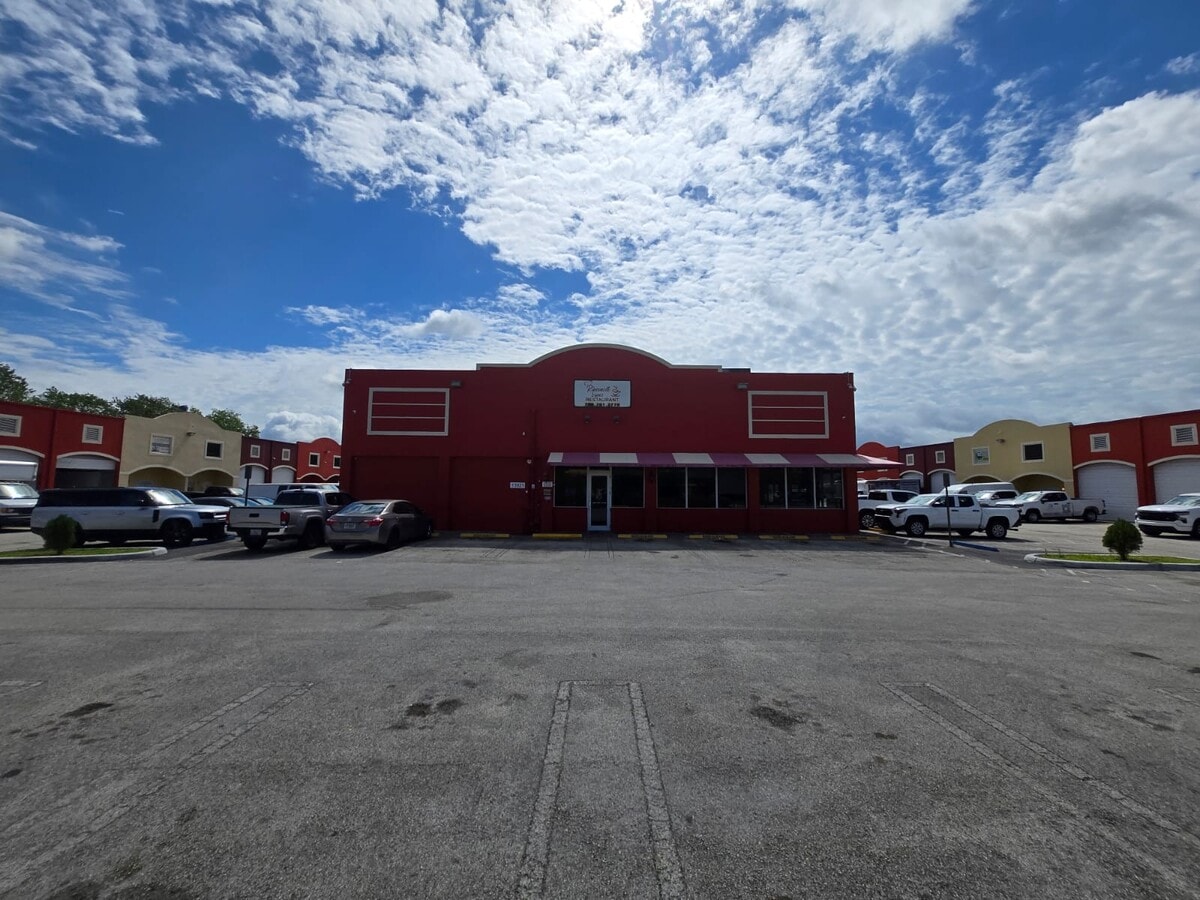 Photo - 13941 SW 143rd Ct Unit 4