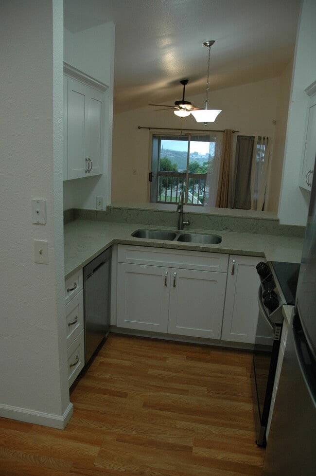 Photo - 92-1242-1242 Palahia St