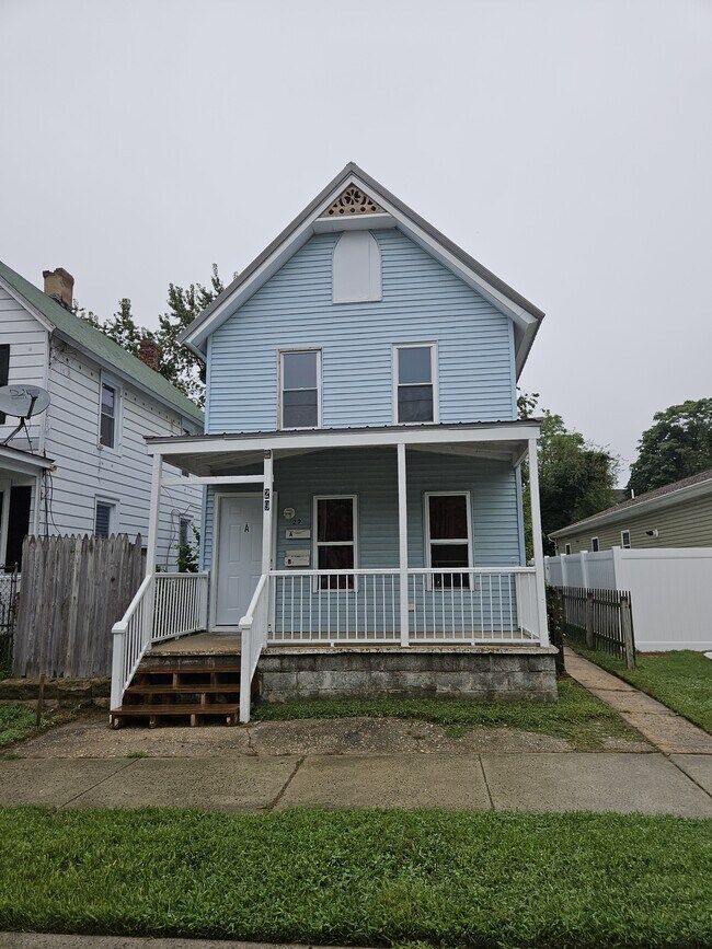 Building Photo - 29 N New St Unit 1
