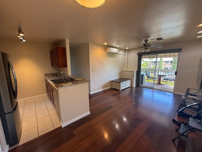 480 Kenolio Rd Unit 16-201