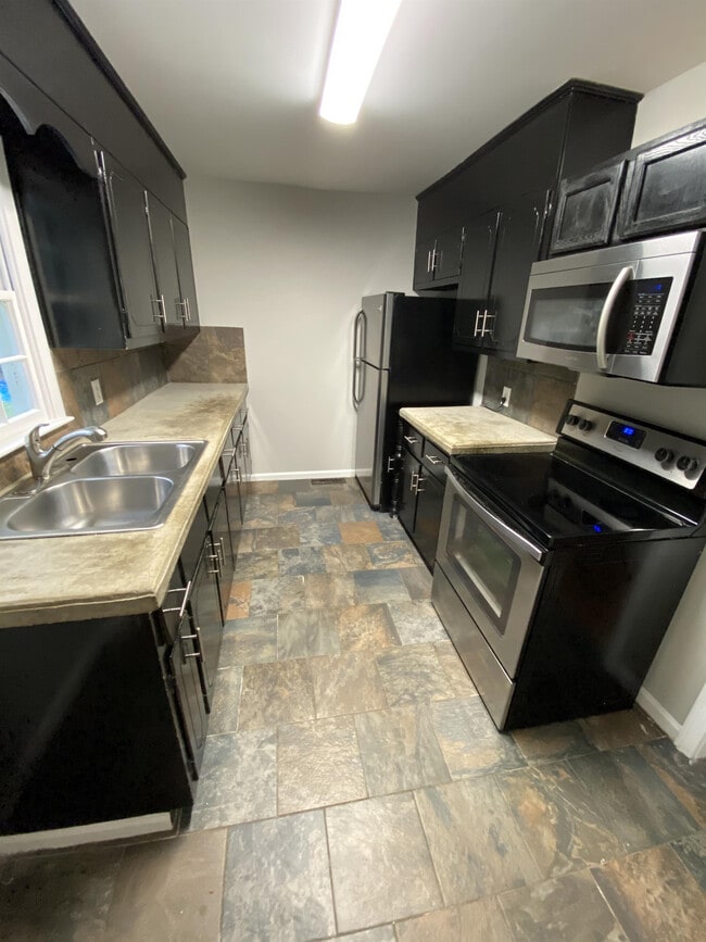 Photo - 514 Cloudland Dr