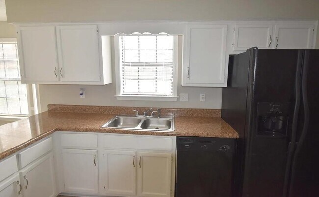 Photo - 7605 Reese Rd