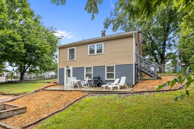 Photo - 307 Church St