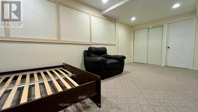 Photo - 29 W Borough St