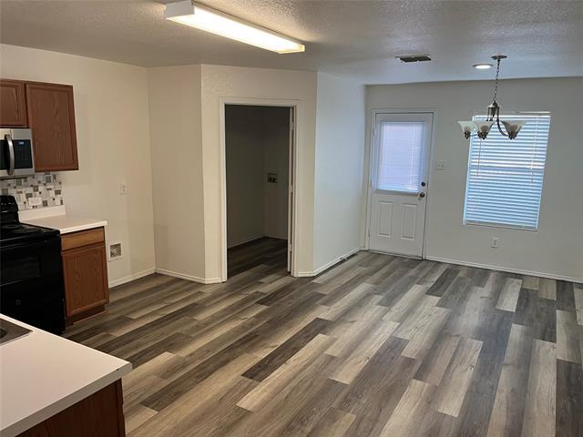 Photo - 736 Mexicali Way