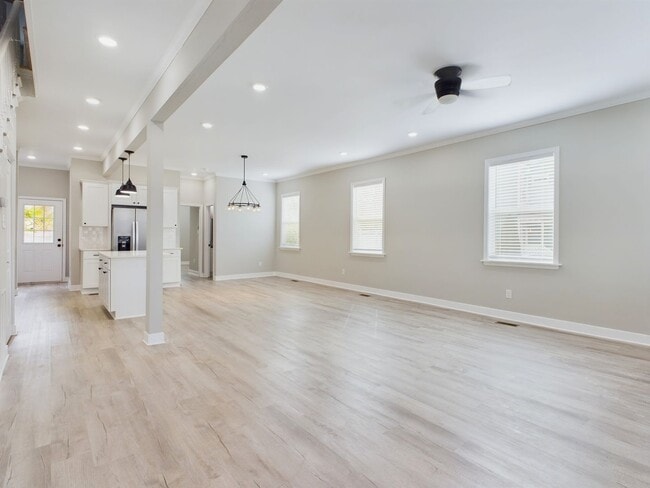 Photo - 801 N 26th St