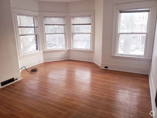 Building Photo - 207 Lancaster Ave Unit 2nd Floor Rental