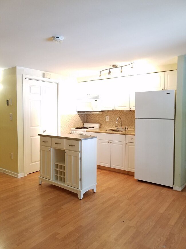 Photo - 9810 Hellingly Pl Unit 100