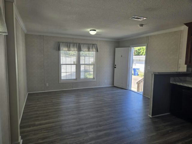 Photo - 12344 Seminole Blvd