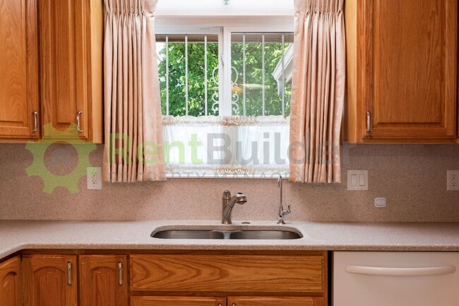 Photo - WOW!!!   PRICE REDUCED FOR FALL!!