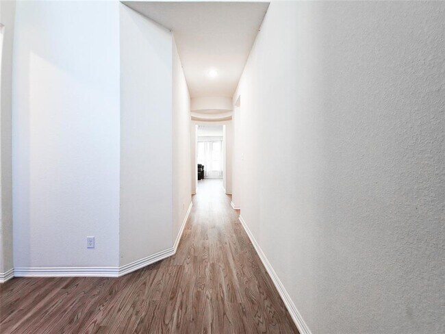 Photo - 627 Pheasant Hill Ln